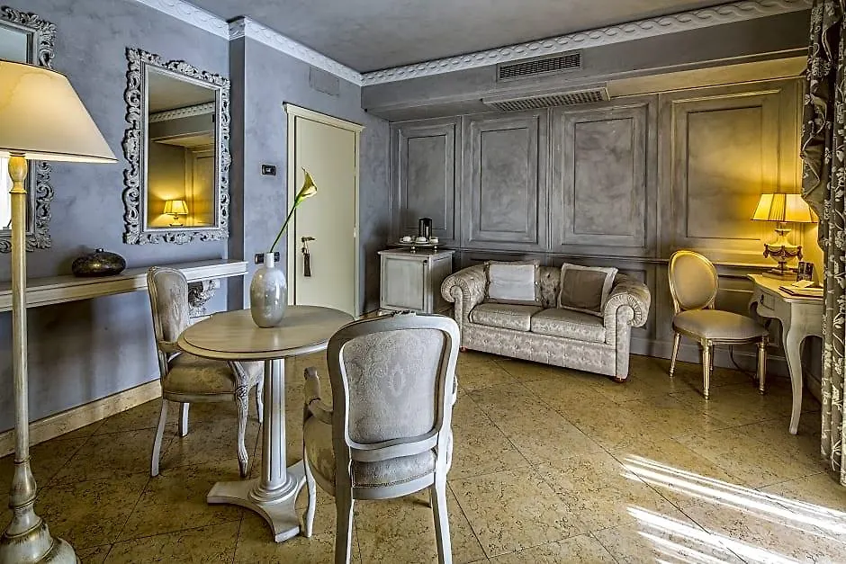 Romano Palace Luxury Hotel Катания